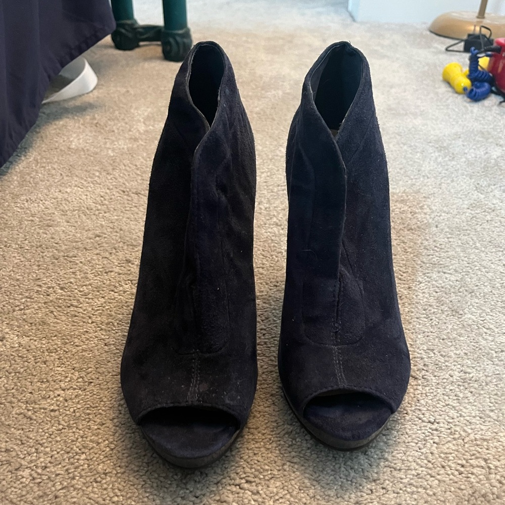Nine West Navy Booties